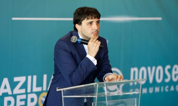 Renan Santos: o outsider candidato à Presidência – O Assunto #1766
