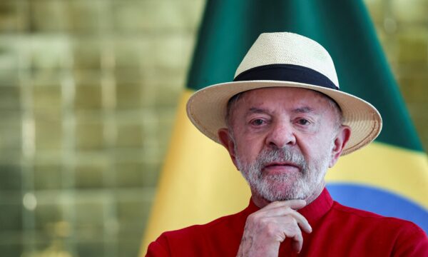 Não quero ficar dependendo da China e dos EUA para o Brasil ter inteligência artificial, diz Lula