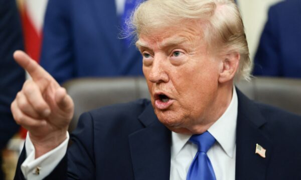 Trump pressiona Fed e diz que taxa de juros alta coloca EUA em desvantagem: 'Não vou permitir isso'