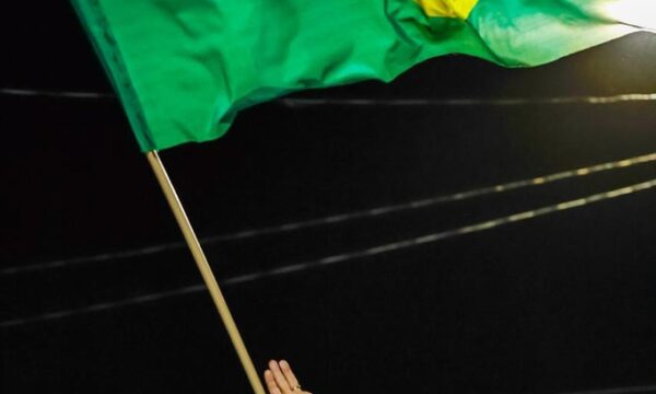 Ato de campanha de Lula em Juiz de Fora sofre atraso por chuva