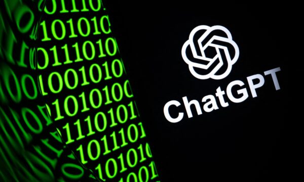OpenAI lança nova versão de IA mais barata após descartar atualização por problemas de segurança