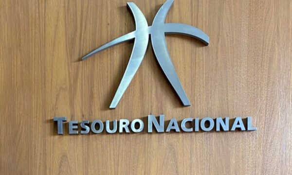 Dívida pública federal cresce em agosto e atinge R$ 9,29 trilhões