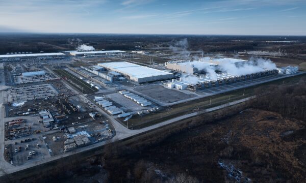 Google vai pagar a quem usar menos energia elétrica para aproveitar as sobras em seus data centers